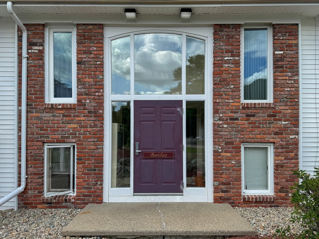 96 Main St B6