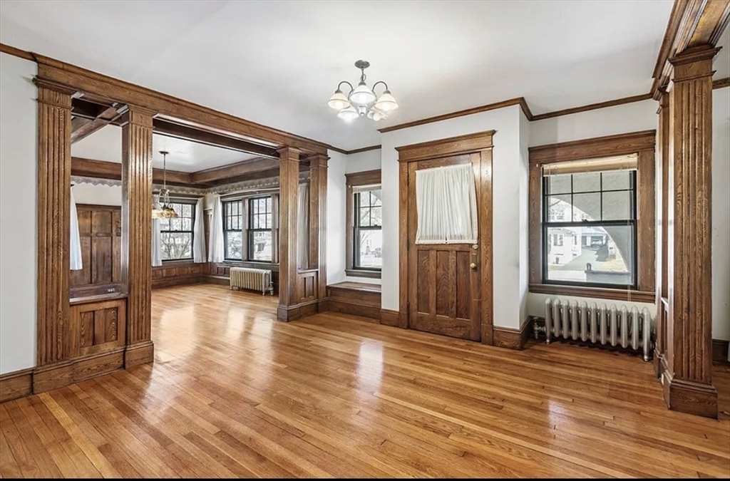 98 Forest Park Ave 1