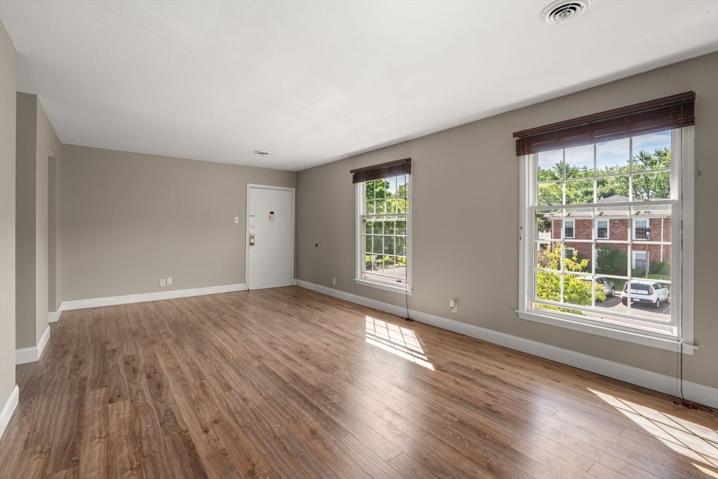 40 Yorktown Dr D