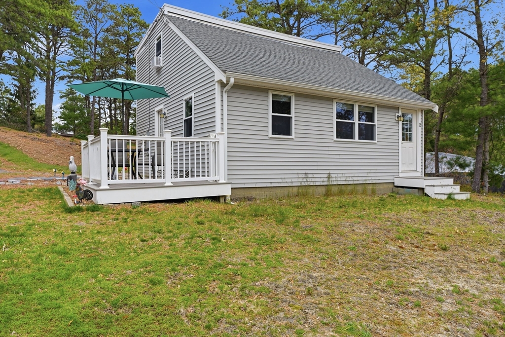 2 Great Wind Dr, Plymouth, MA Photo #1