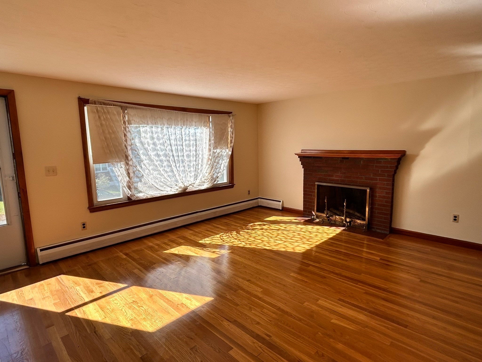 11 Sunflower Rd, Holbrook, MA, 11 Sunflower Rd, Holbrook, MA Photo #3