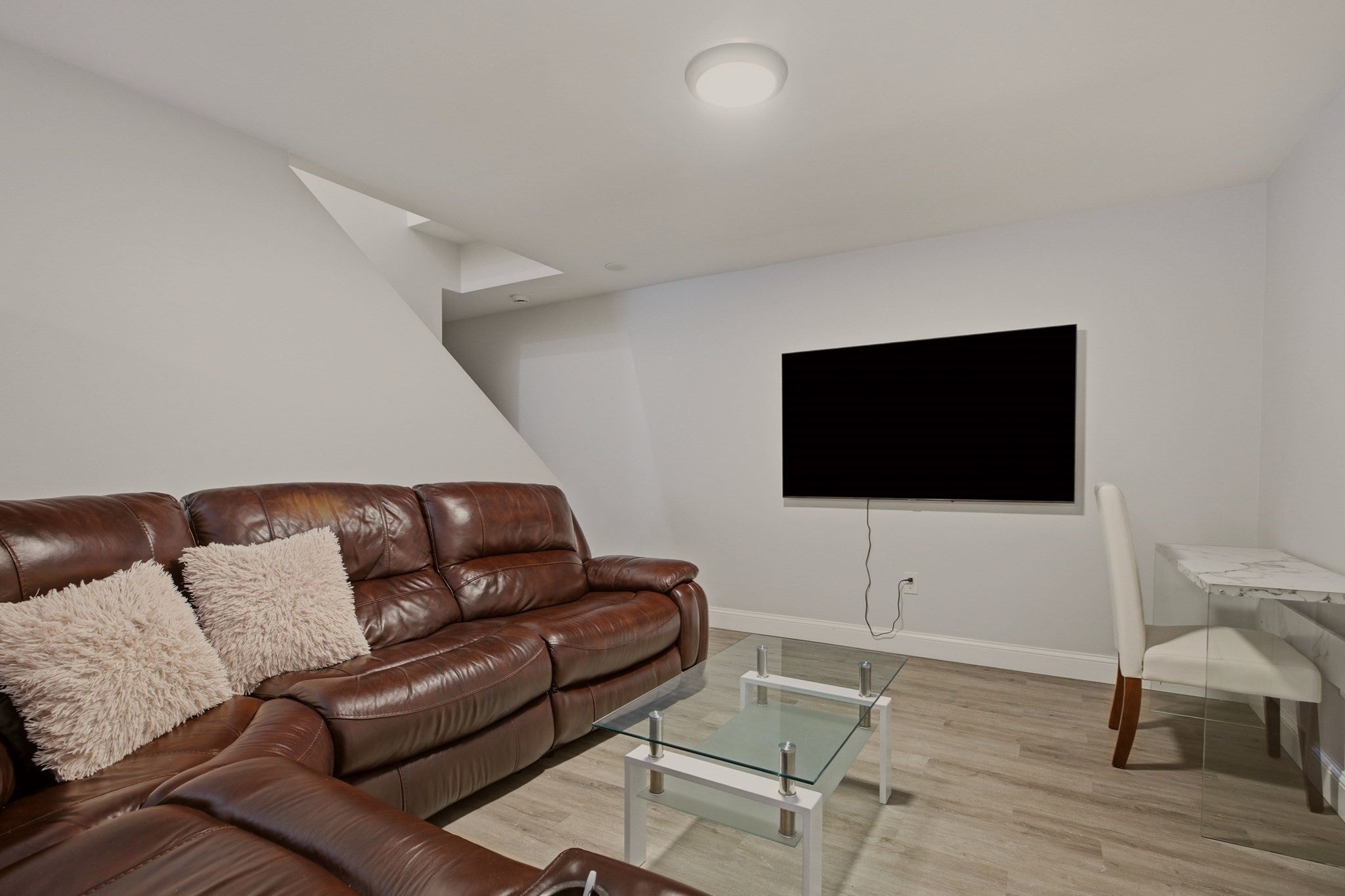 724 Woodman St, Fall River, MA, 724 Woodman St, Fall River, MA Photo #23