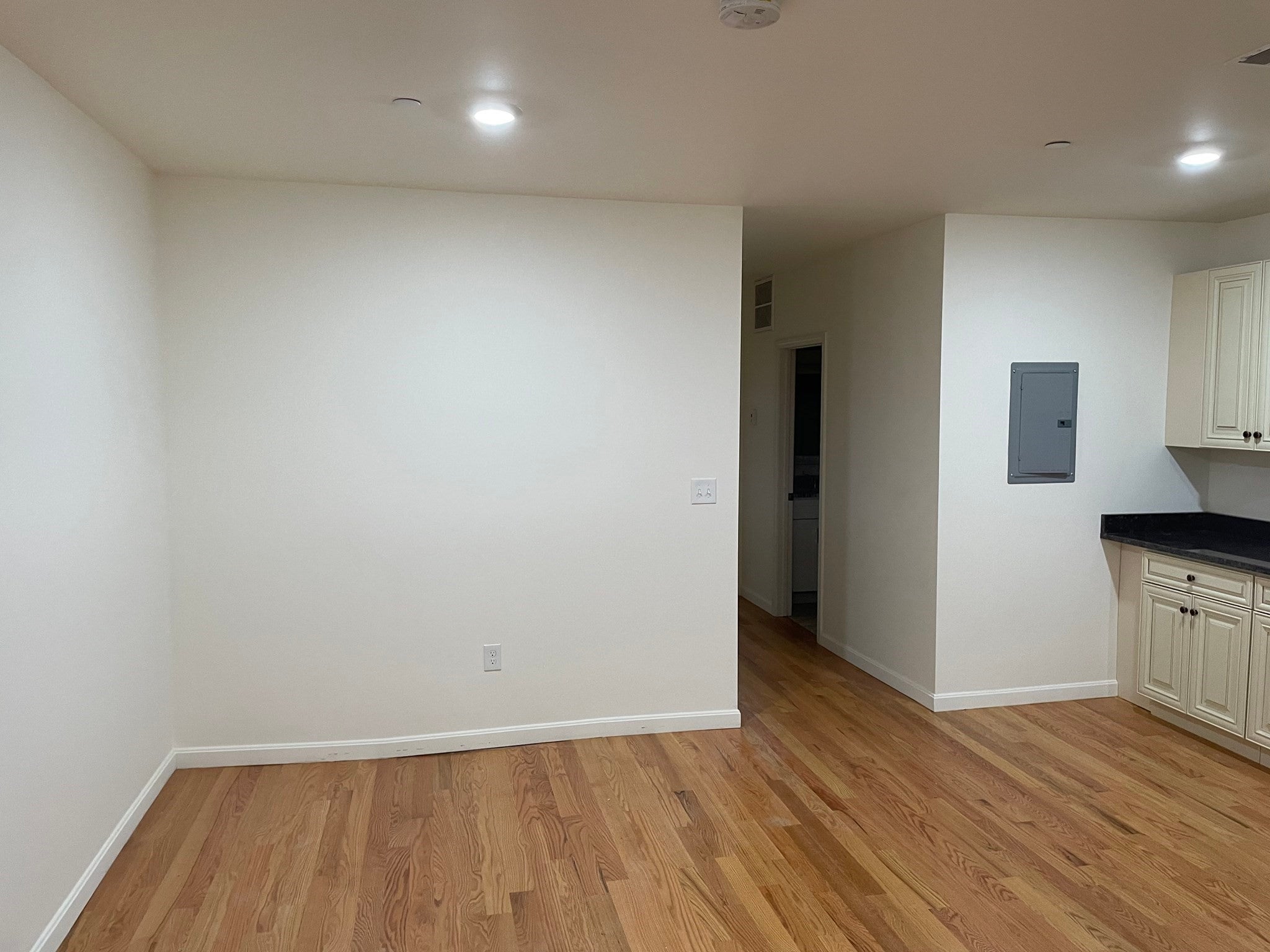 265 Essex Street, Lawrence, MA Photo #7