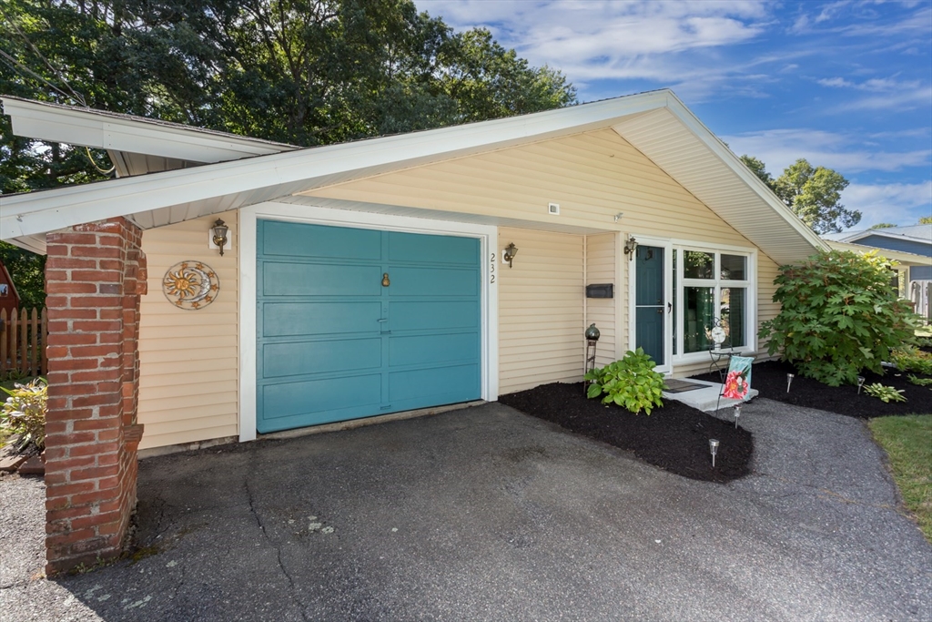 232 Bates Rd