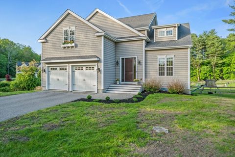 21 Te Berry Farm Road Hanover MA 02339