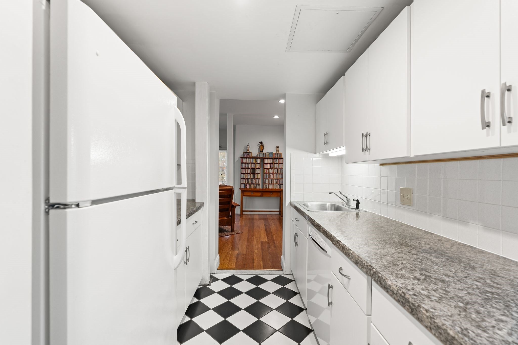 21 Linden Street #301, Quincy, MA, 21 Linden Street #301, Quincy, MA Photo #18