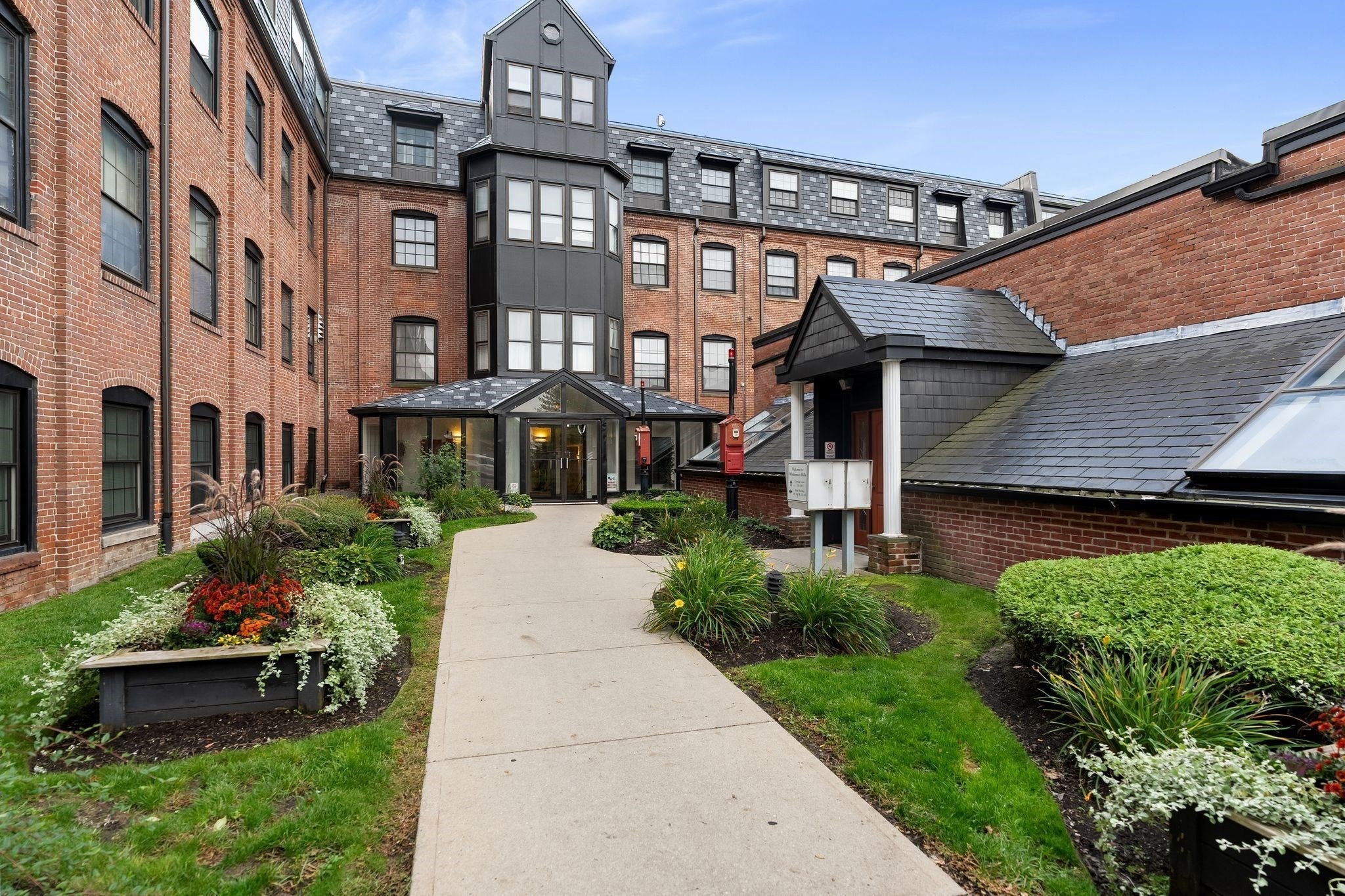 21 Linden Street #301, Quincy, MA, 21 Linden Street #301, Quincy, MA Photo #2
