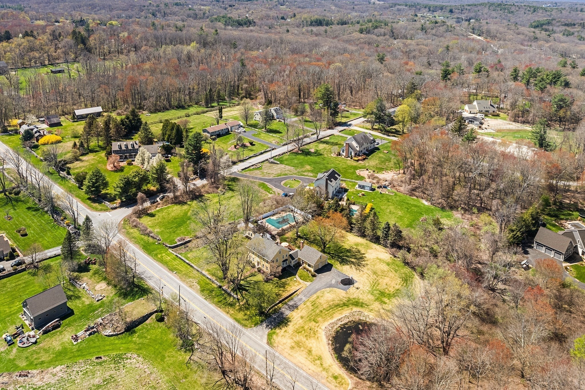 416 Boston Rd, Sutton MA 01590