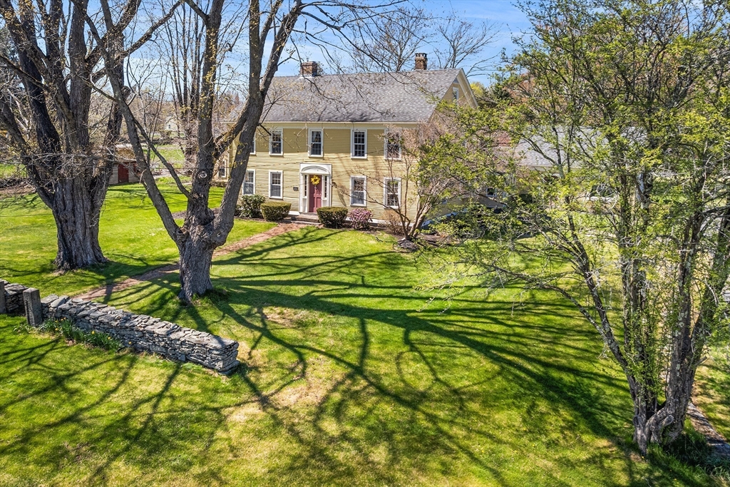 416 Boston Rd