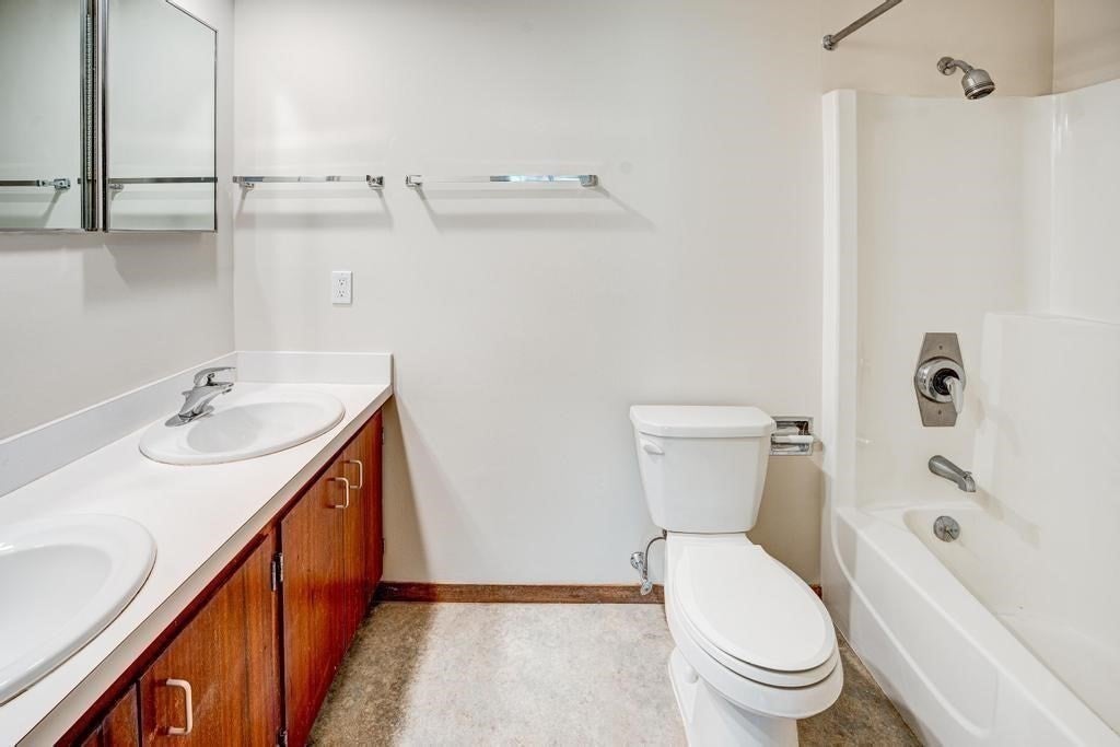 296 Brown Bear Crossing #296, Acton, MA, 296 Brown Bear Crossing #296, Acton, MA Photo #13
