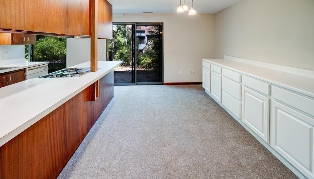 296 Brown Bear Crossing #296, Acton, MA, 296 Brown Bear Crossing #296, Acton, MA Photo #9