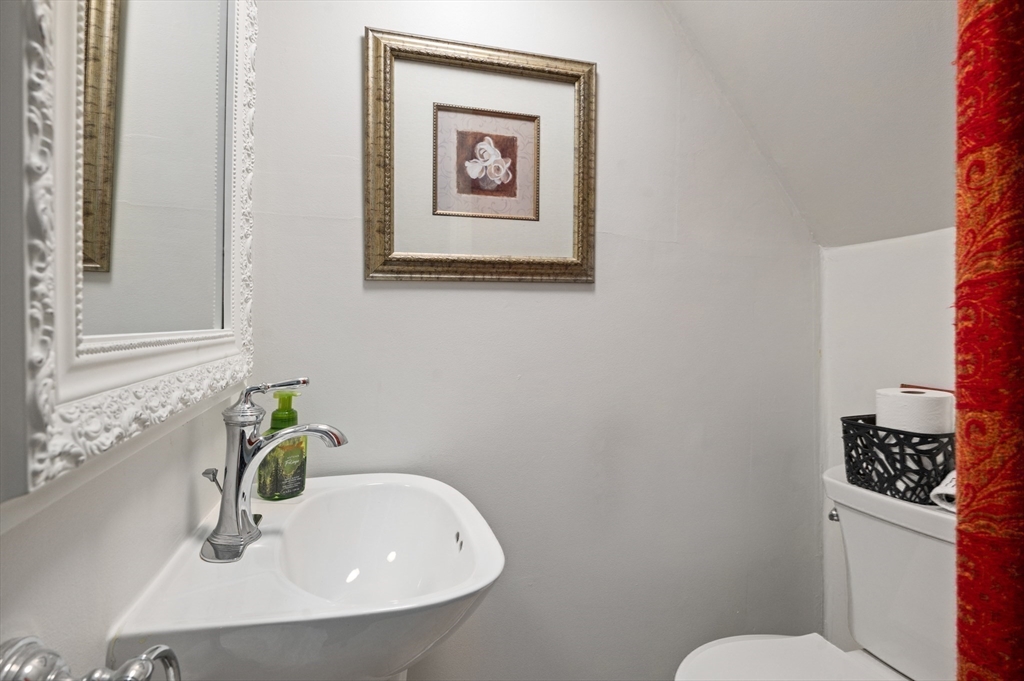 4 Olive Street, Newburyport, MA Photo #14