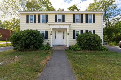 1222 Mammoth Rd Dracut MA 01826