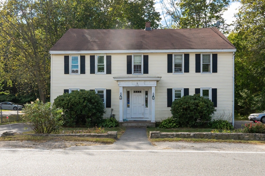 1222 Mammoth Rd