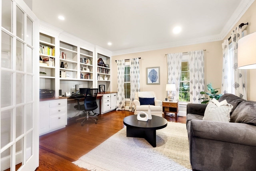 31 Lawson Rd