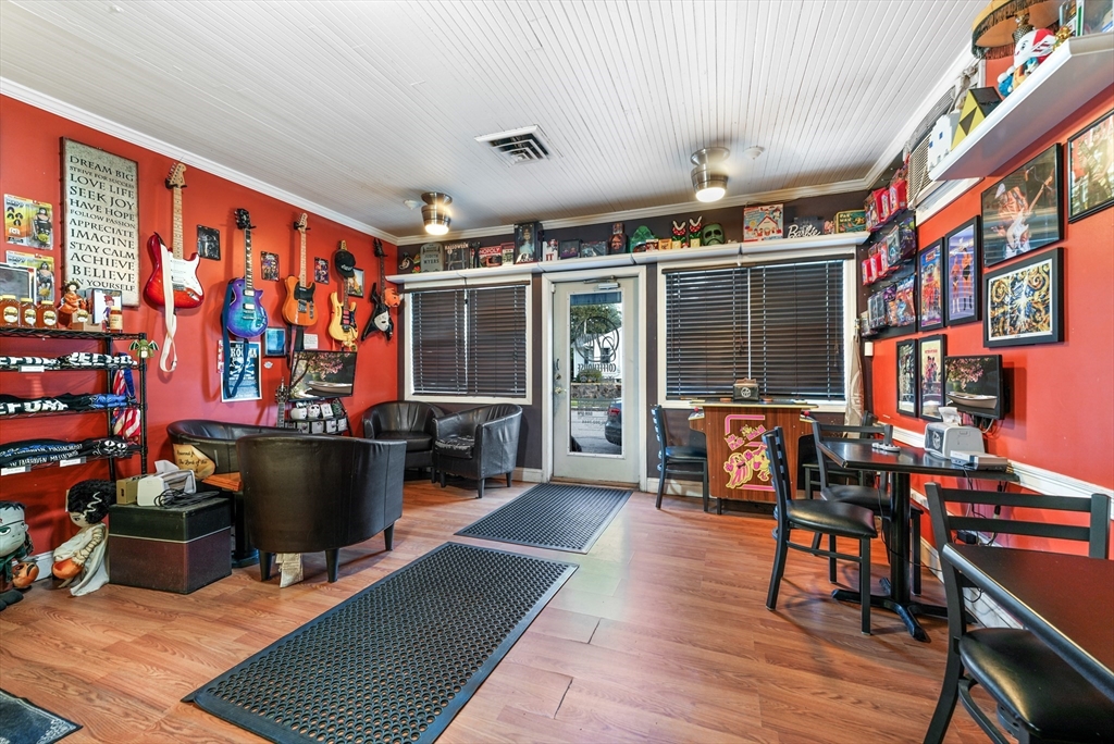 58-60 Washington Street