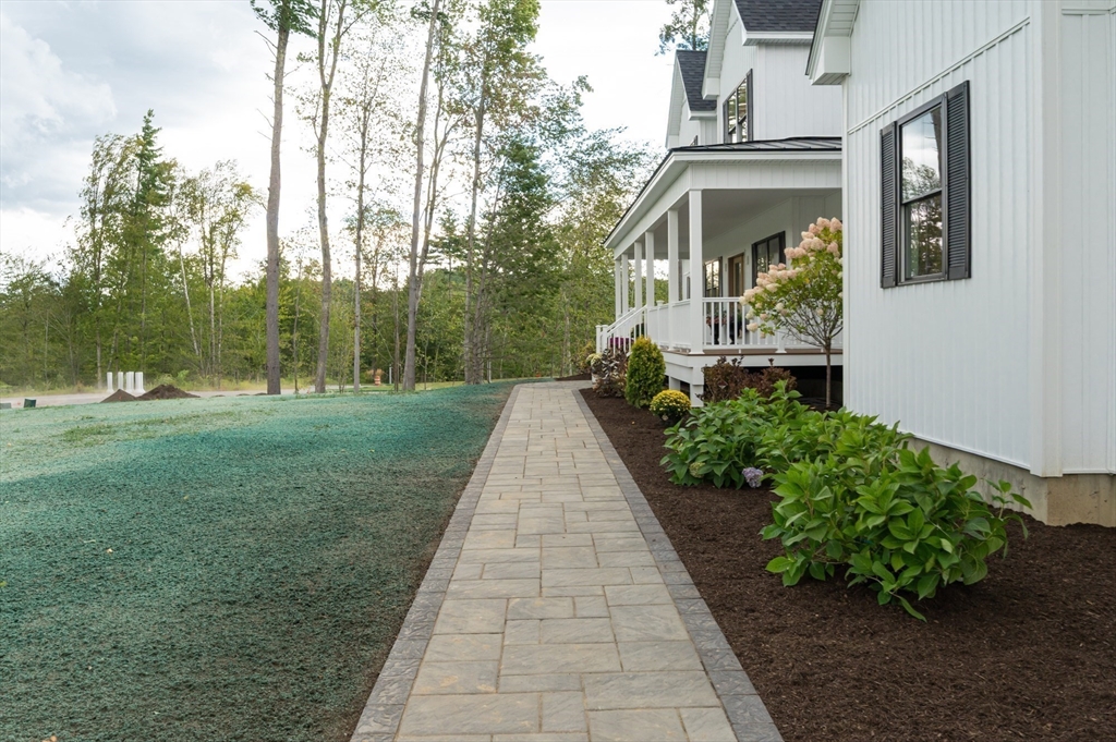 32 Colby Farm Rd