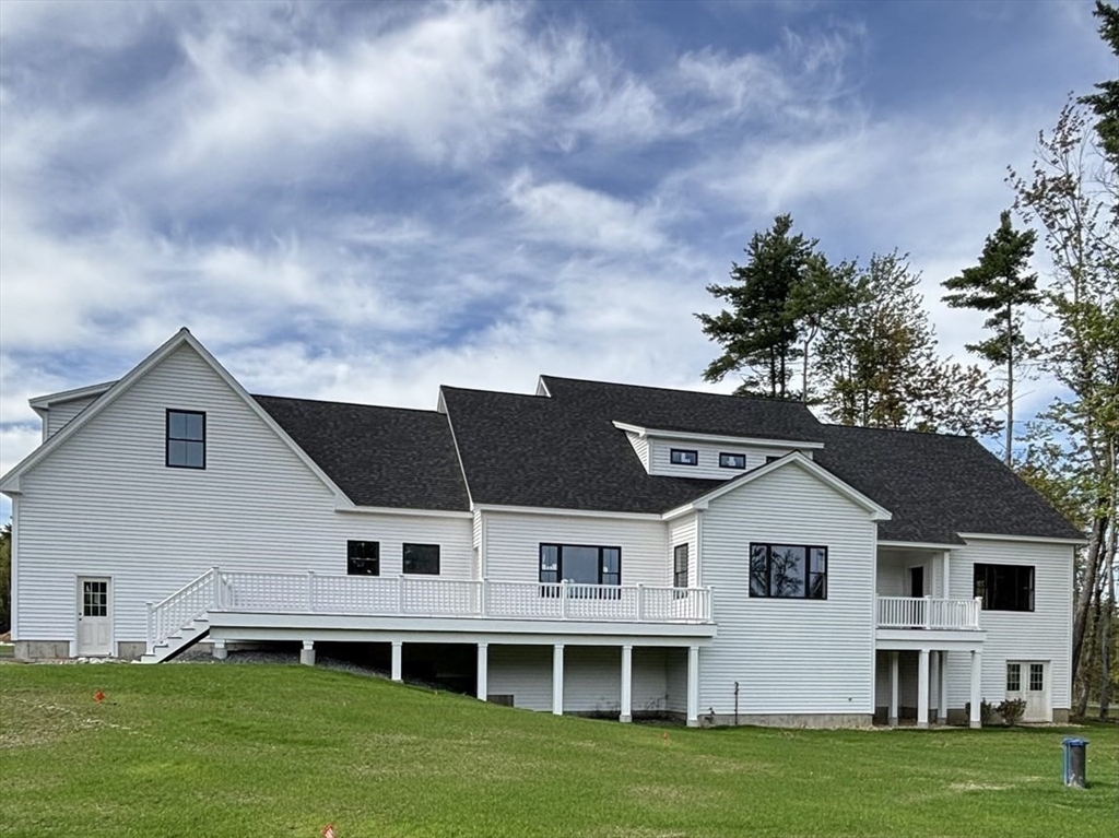 32 Colby Farm Rd