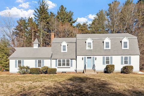 16 Minehan Ln Marlborough MA 01752