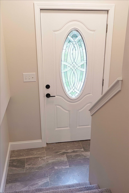 Medway, Massachusetts 02053, United States, 3 Bedrooms Bedrooms, ,3 BathroomsBathrooms,Residential,Active,170726