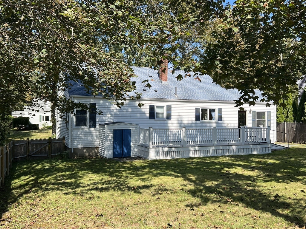 48 Ashton St