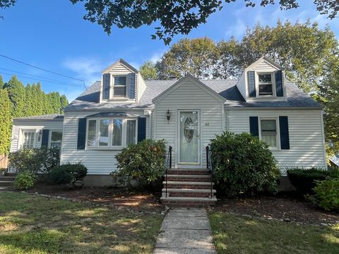 48 Ashton St Beverly MA 01915