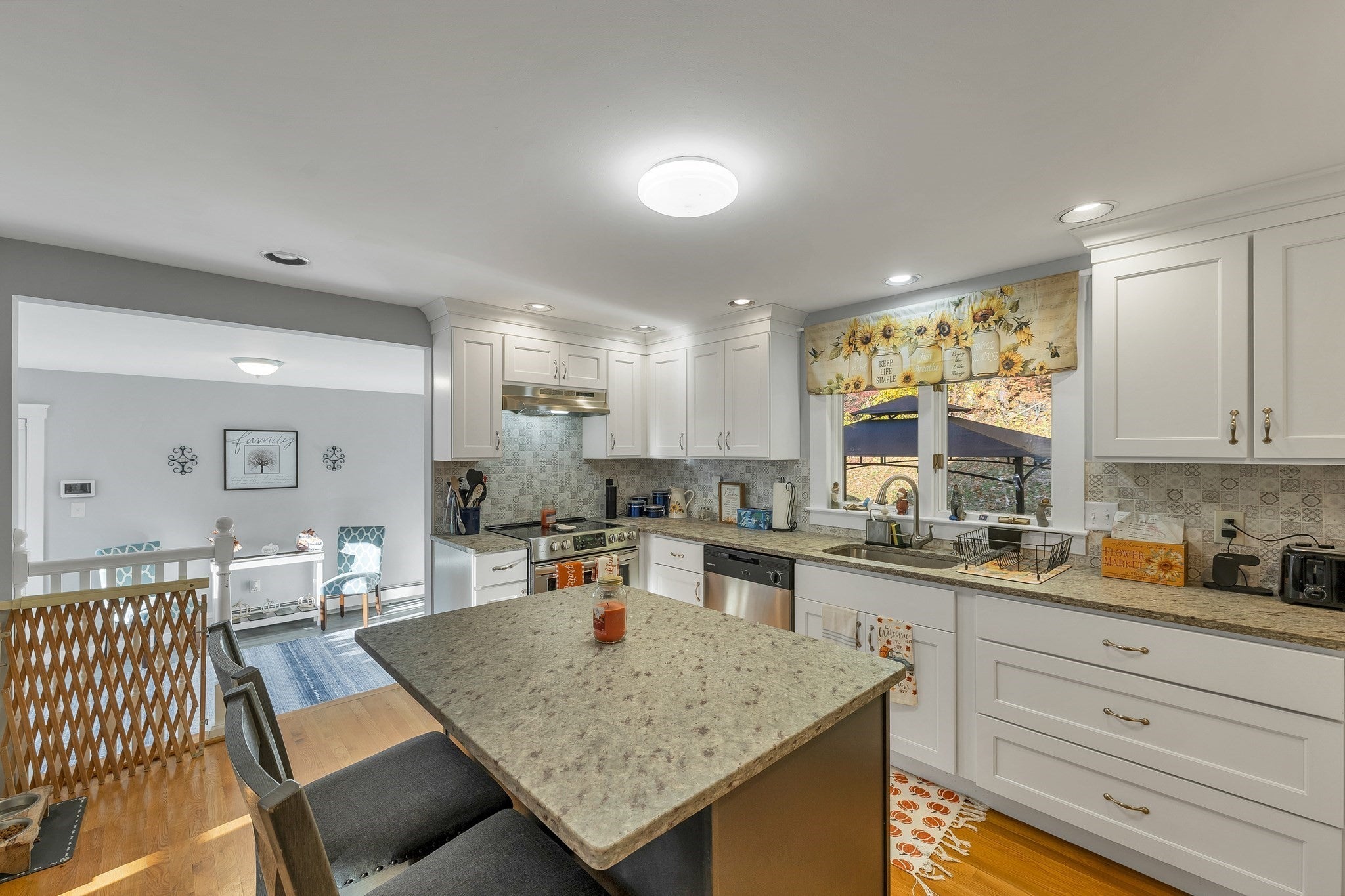 22 Lucas Dr