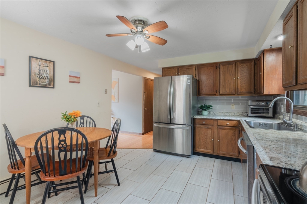 52 Fairlawn Cir