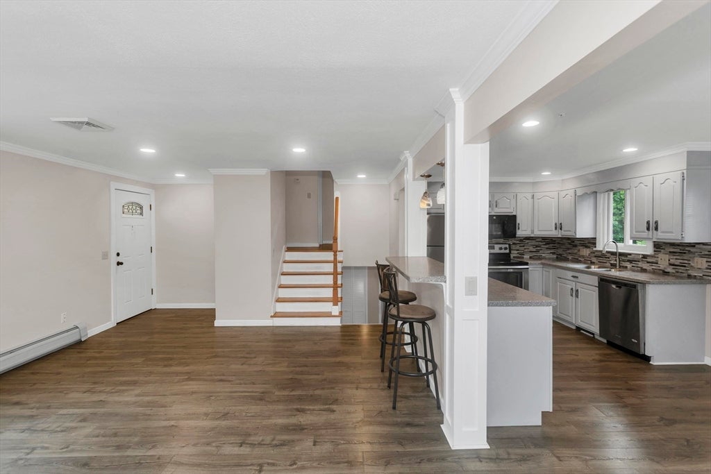 89 Garvey Dr, Springfield, MA, 89 Garvey Dr, Springfield, MA Photo #17