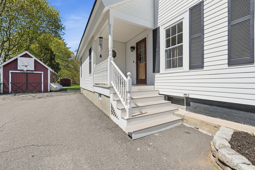 280 Greeley St