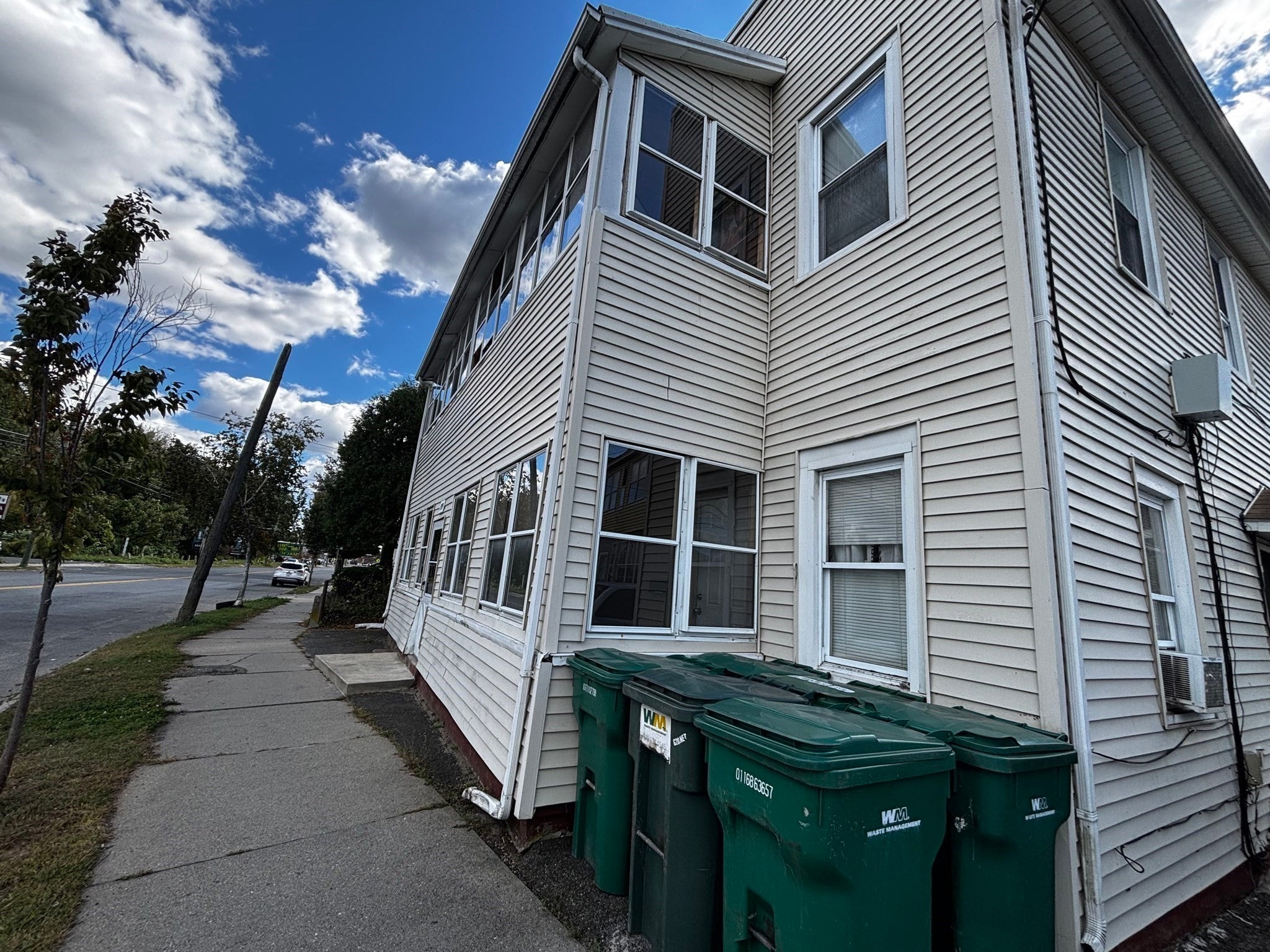 399-401 Main St