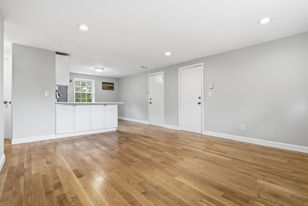 23 Frank St #6, Dracut, MA, 23 Frank St #6, Dracut, MA Photo #8