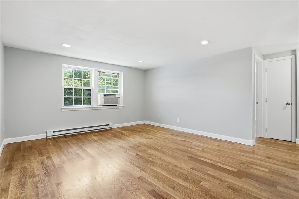 23 Frank St #6, Dracut, MA, 23 Frank St #6, Dracut, MA Photo #3