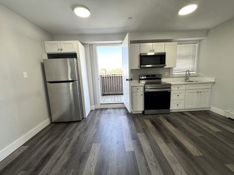 Photo of 189 E Merrimack Street #12, Lowell, MA 01852 (MLS # 73532157)
