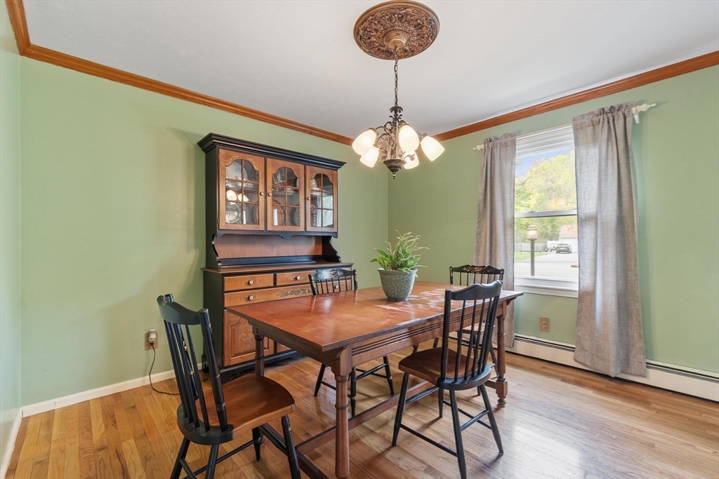 14 Oriole Circle, Shrewsbury, MA Photo #11