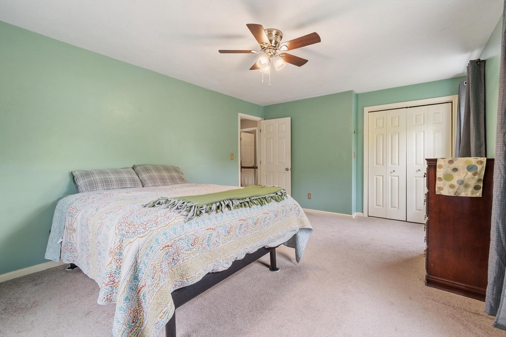 14 Oriole Circle, Shrewsbury, MA Photo #15