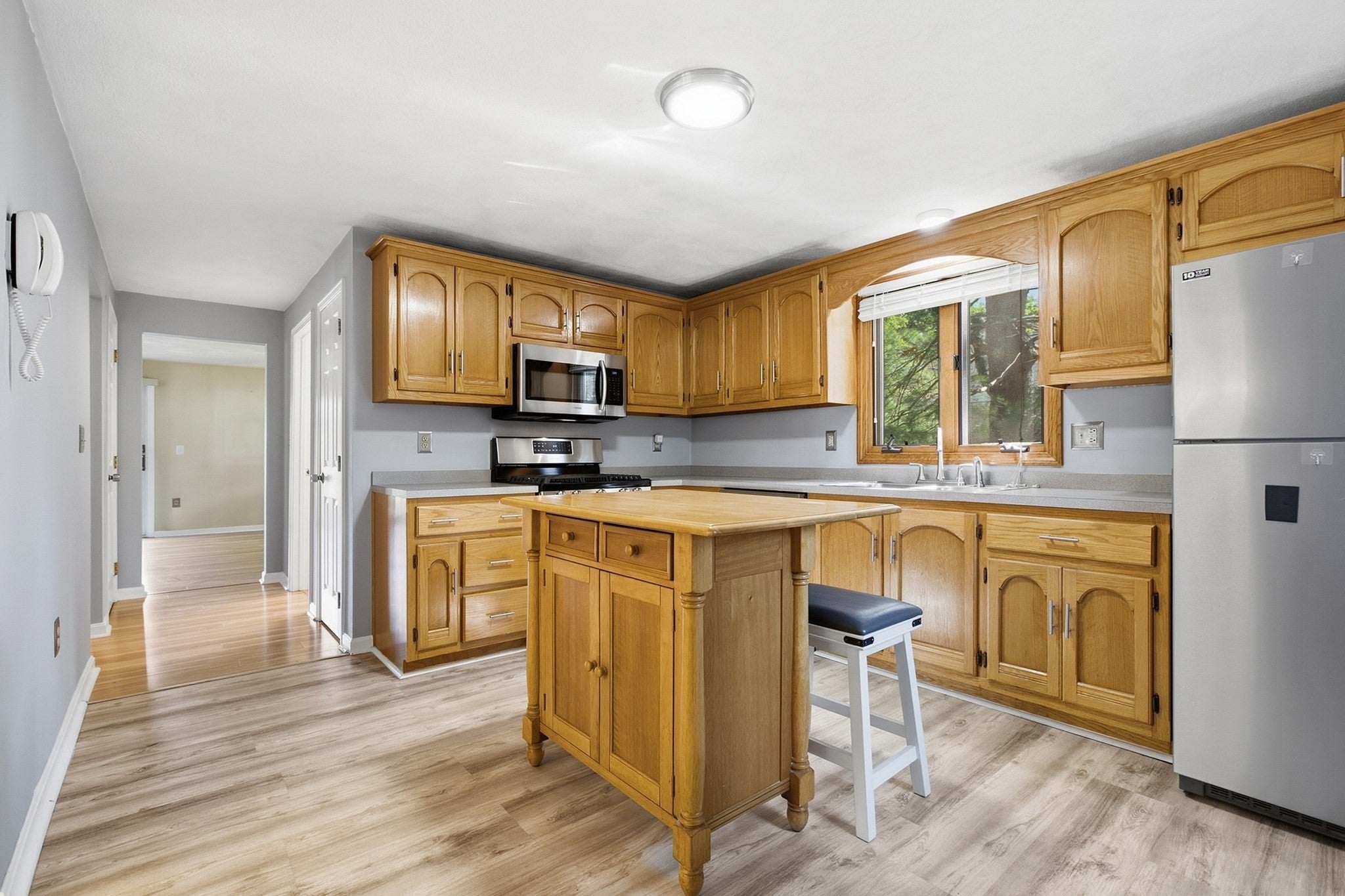 49 School St, Tewksbury, MA Photo #3