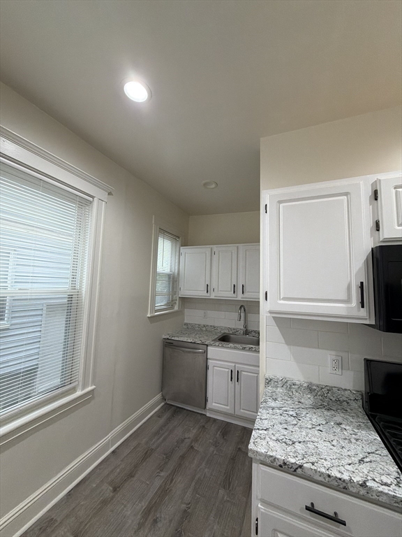 27 Hosmer St 1