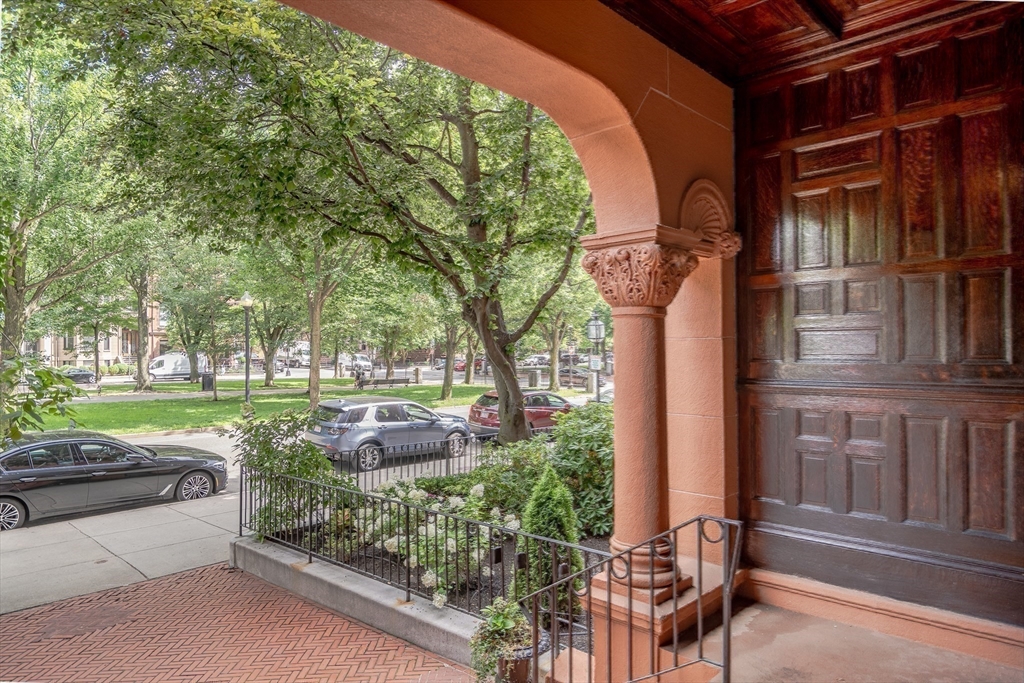 290 Commonwealth Ave 24