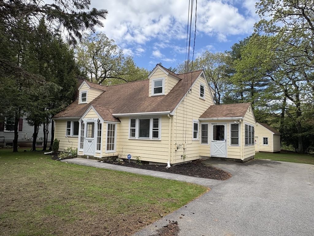 11 Maine Ave