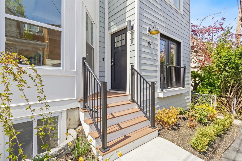 15 Spring Hill Ter