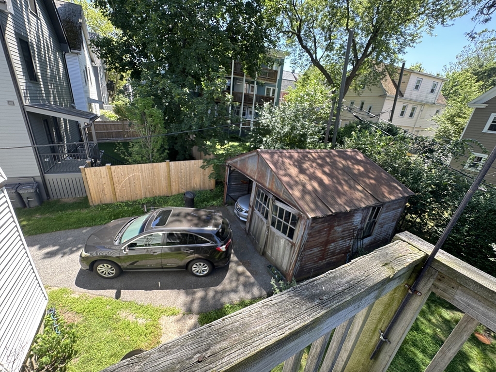 182 Larch Rd
