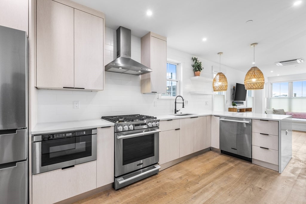 360 Athens St #A, Boston, MA, 360 Athens St #A, Boston, MA Photo #3