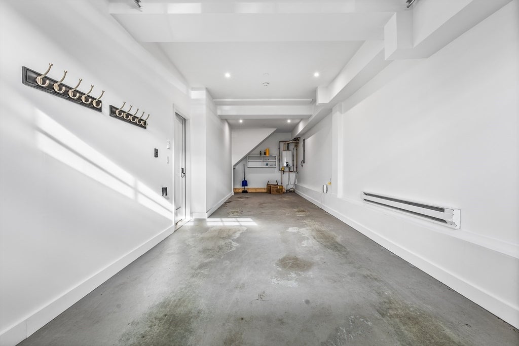 360 Athens St #A, Boston, MA, 360 Athens St #A, Boston, MA Photo #18
