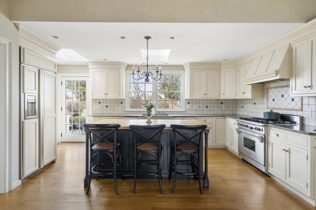 119 Mann Hill Rd