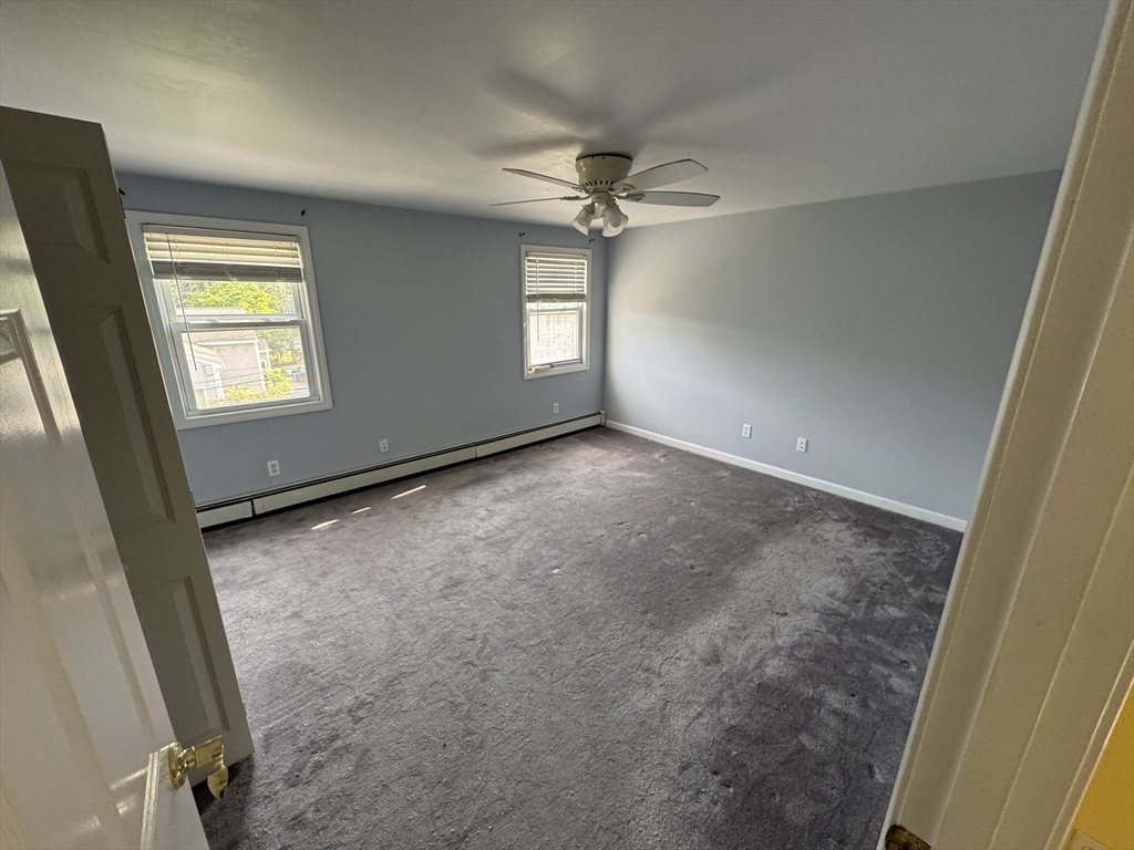 Bellingham, Massachusetts 02019, United States, 2 Bedrooms Bedrooms, ,1 BathroomBathrooms,Residential,Active,183136