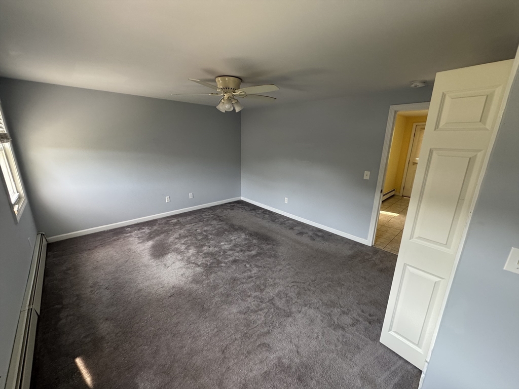 Bellingham, Massachusetts 02019, United States, 2 Bedrooms Bedrooms, ,1 BathroomBathrooms,Residential,Active,183136