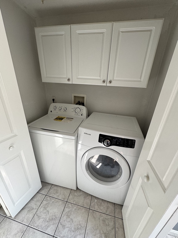 Bellingham, Massachusetts 02019, United States, 2 Bedrooms Bedrooms, ,1 BathroomBathrooms,Residential,Active,183136