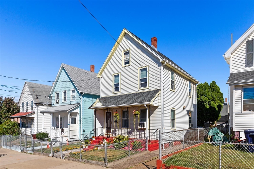 81 Everett St
