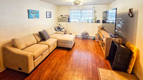 Photo of 3 Maple Crest Cir #B, Holyoke, MA 01040 (MLS # 73500476)